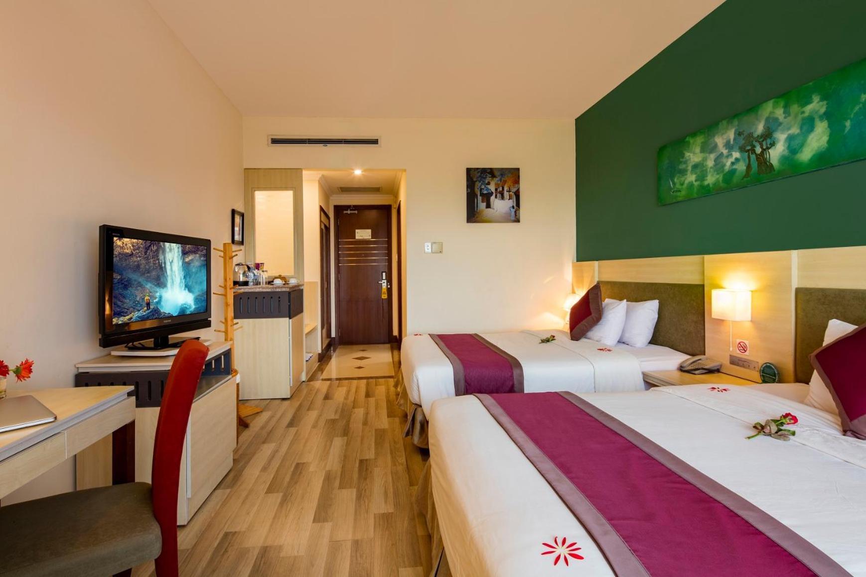 Sai Gon Quang Binh Hotel Dong Hoi Exteriör bild