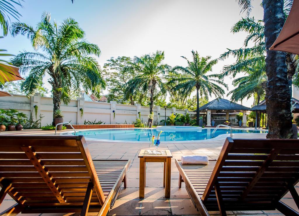 Sai Gon Quang Binh Hotel Dong Hoi Exteriör bild